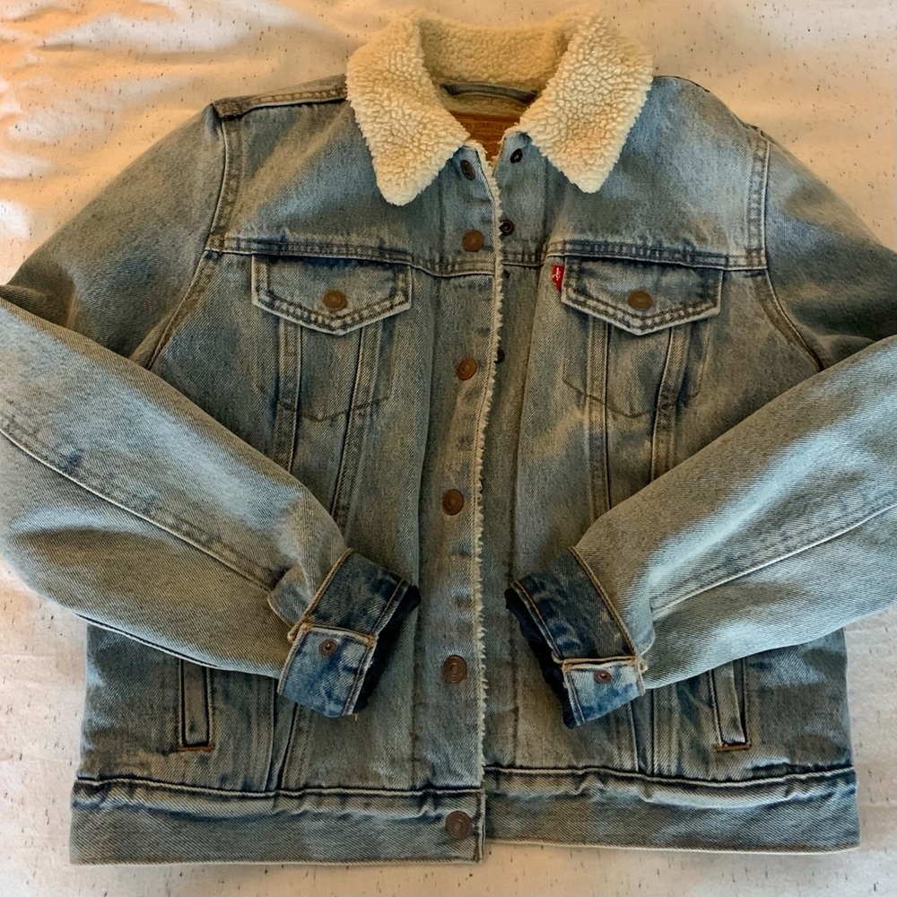 Women’s Levi's Premium Sherpa Trucker Jacket